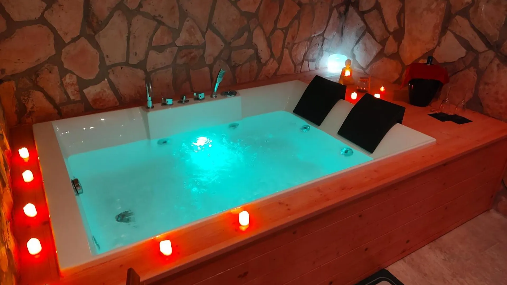Bed & Breakfast Spa Suite 21 Augusta Italy